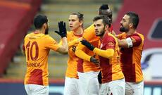 Türkiyə Super Liqasında lider dəyişib