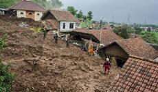 İndoneziyada torpaq sürüşməsi ağır fəsadlara yol açıb: Ölənlər və itkin düşənlər var