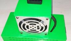 Tələbələrin hazırladığı cihaz havadakı buxarı suya çevirə bilir - Video