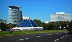 Almaniyada dəbdəbəli otel tikintisinə başlayıb yarımçıq qoyan azərbaycanlı kimdir?