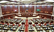 13 deputat "Əlilliyi olan şəxslərin hüquqları haqqında" qanun layihəsinin II oxunuşda qəbuluna səs vermədi