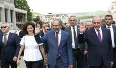 Paşinyanın ikili oyunu: Qərb və Rusiya ilə əlaqələr ən yüksək səviyyədə inkişaf etdiriləcək