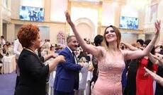 Toyda oynamaq üçün maska taxmaq məcburi olacaq