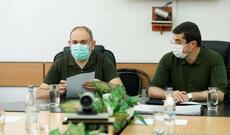 Paşinyan Qərbə, Araik Rusiyaya sürünür: Azərbaycan bayrağı isə Xankəndiyə yaxınlaşır