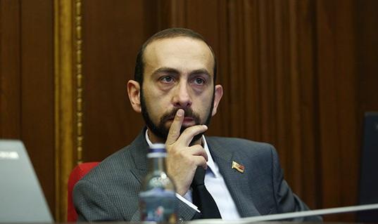 Politoloq Qabil Hüseynli: "Mirzoyanın sözlərinin cavabı müharibədir"