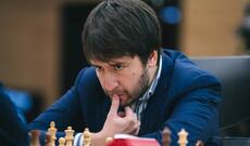 Çempionlar Turu: Rəcəbov Məmmədyarovu yenərək 2-ci pilləyə yüksəlib