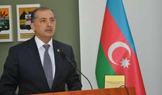 "İcra başçısının adından məndən 10 min 800 manat aldılar"