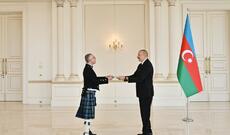 Prezident Britaniyanın yeni səfirinin etimadnaməsini qəbul etdi