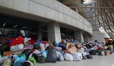 Bakıda Türkiyədə zəlzələdən zərərçəkənlər üçün yardım toplama kampaniyası davam edir