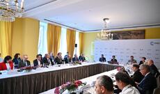 Prezident İlham Əliyev Münxen Təhlükəsizlik Konfransı çərçivəsində enerji təhlükəsizliyi ilə bağlı dəyirmi masada iştirak edib