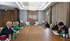 Prezident İlham Əliyev BMT-nin Cenevrədəki ofisinin baş direktorunu qəbul edib