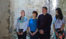 Arutyunyanın qızları Qarabağı tərk ediblər