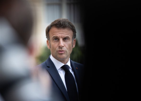 Fransalı senatorlar Makrona açıq məktub yazıb: “Bu, uğursuzluqdur”