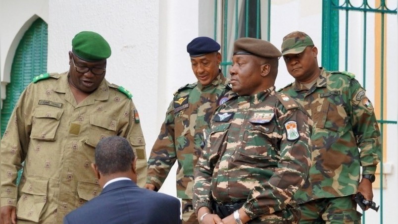 Nigerdə hərbi çevriliş nəticəsində yeni hökumət formalaşıb