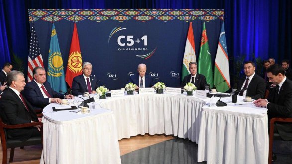ABŞ Mərkəzi Asiyanı öz qanadı altına alır