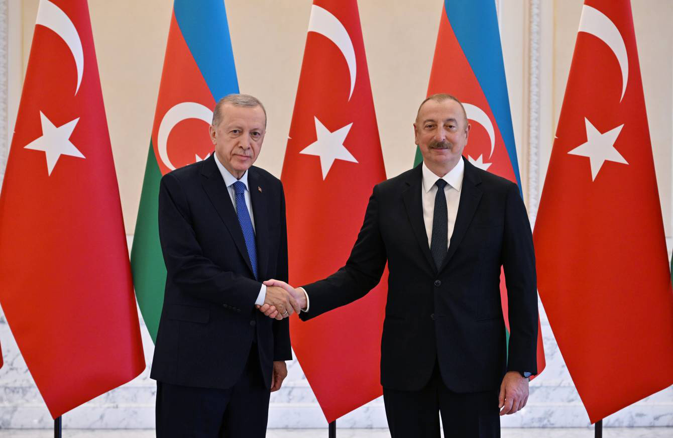 Prezident Rəcəb Tayyib Ərdoğan Naxçıvanda İlham Əliyevlə görüşüb