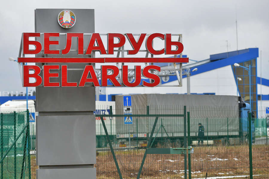 Belarus dünyaya öz qapılarını açır