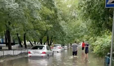 Güclü yağış nəticəsində Polşanın cənubunda bir sıra şəhərləri su basıb