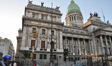 Argentina parlamenti pensiya artımını təsdiqləyib