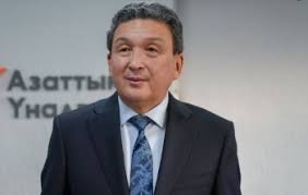 Qırğızıstan Ali Məhkəməsinin sədri istefa verib