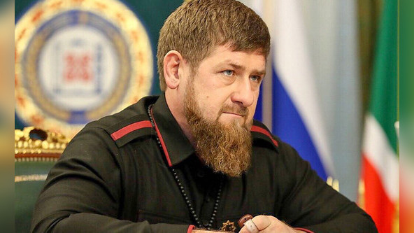 Kadırov Özbəkistanda keçmiş məmurun həyatına sui-qəsddə “çeçen izi”ni təxribat adlandırıb