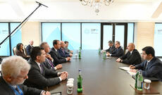 Prezident İlham Əliyev ABŞ Nümayəndələr Palatası üzvünün başçılıq etdiyi nümayəndə heyəti ilə görüşüb