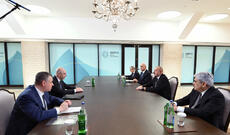 Prezident İlham Əliyev Rusiyanın maliyyə naziri və Dövlət Dumasında fraksiya rəhbəri ilə görüşüb