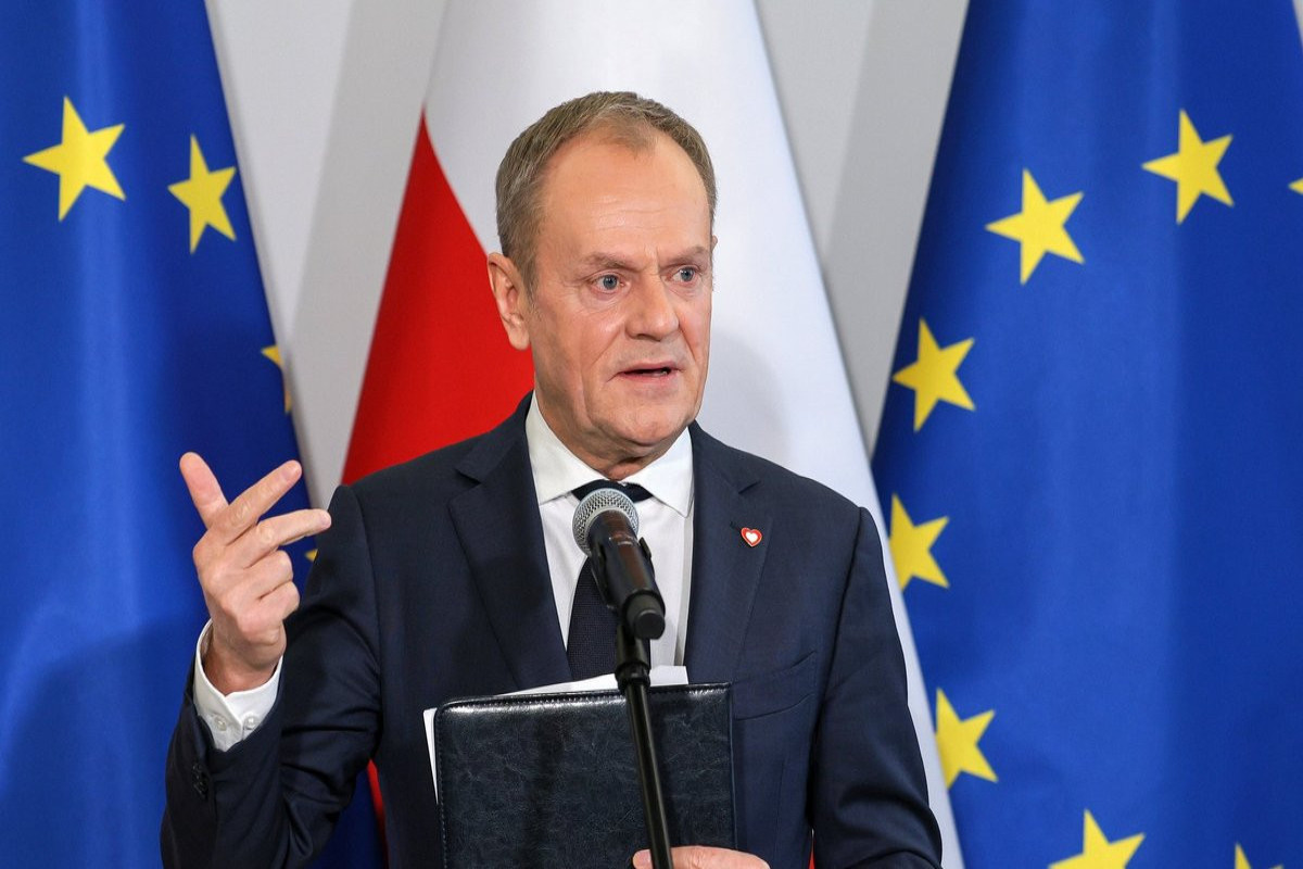 Tusk: Ukrayna Polşadan asılı olsaydı, bir gündə NATO-ya daxil olardı