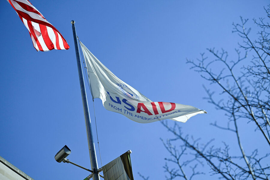 USAID Ağ Evə pulu haraya  xərclədiyini izah etməkdən imtina edib