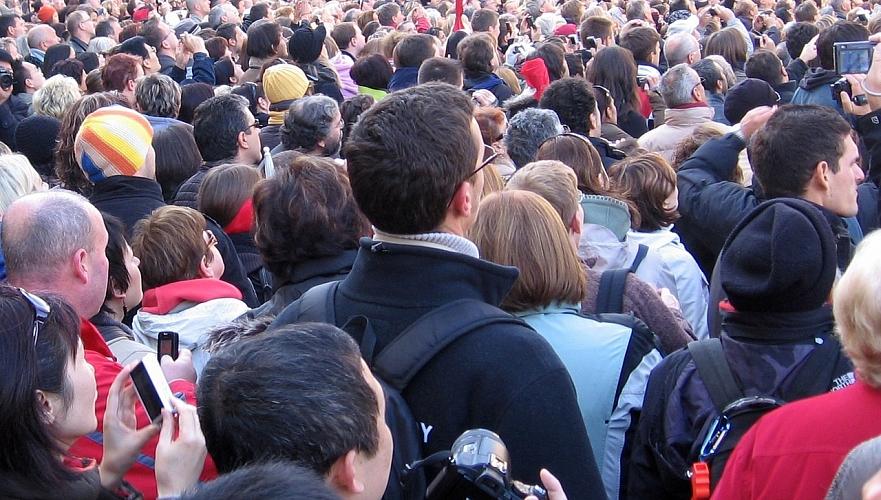 Qazaxıstan əhalisinin sayı 20,3 milyon nəfəri ötüb