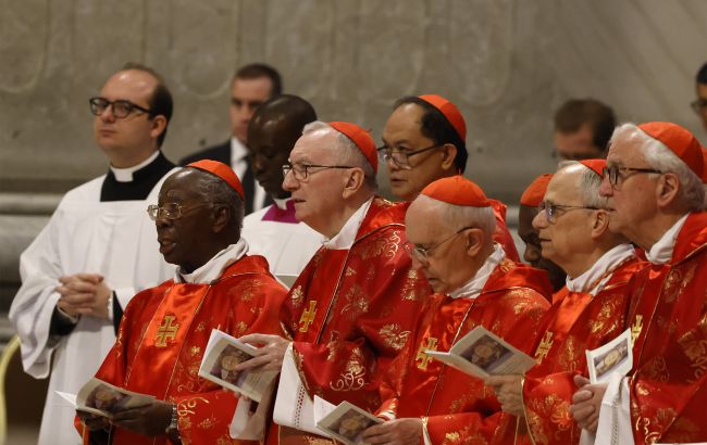Papa Seçildi: Vatikan Konklavında səsvermə ağ tüstü ilə başa çatdı