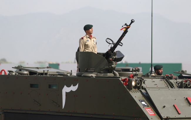 Pakistan Hindistanı atəşkəsi pozmaqda ittiham edir