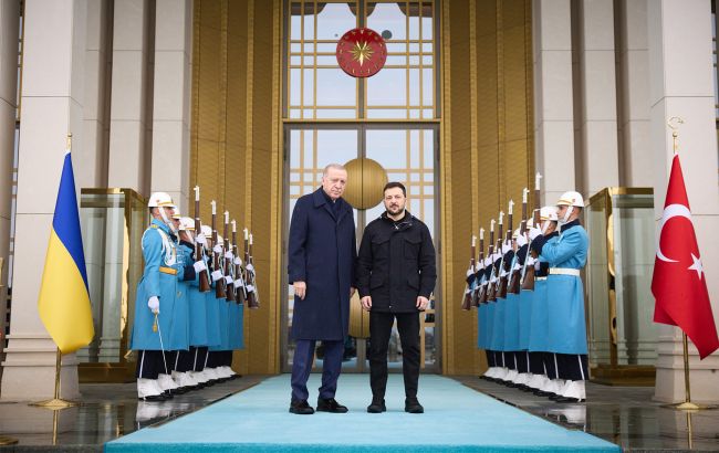 Zelenski və Ərdoğan Türkiyədə Putinlə potensial görüşü müzakirə ediblər