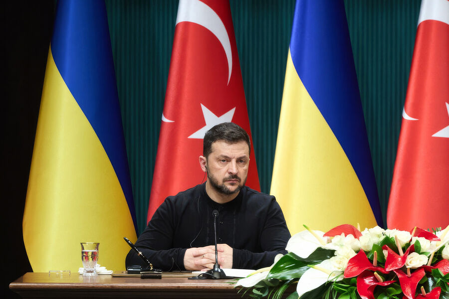 Zelenski İstanbulda Putinlə şəxsən görüşməyə hazırdır