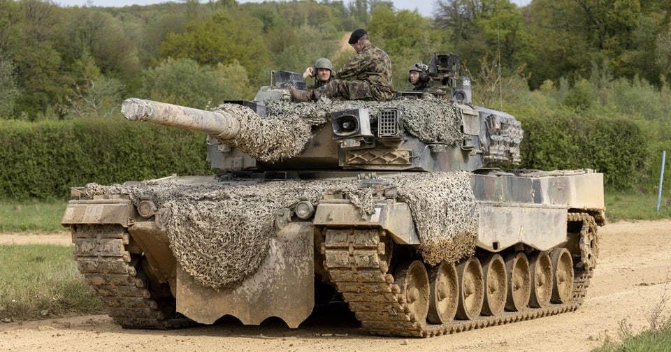 Almaniya İkinci Dünya Müharibəsindən sonra ilk dəfə başqa ölkəyə tank briqadası yerləşdirib