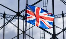 Britaniya minlərlə miqrant işçini öz işçisi ilə əvəz etməyi planlaşdırır