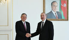 Prezident İlham Əliyev ABŞ Senatının Xarici Əlaqələr Komitəsinin üzvünü qəbul edib