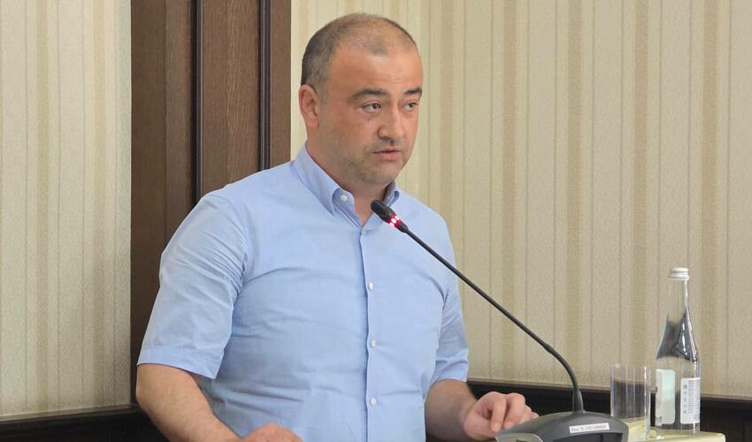 Azərbaycanlı Xanlar Paşabəyov Dərbəndin başçısı seçildi
