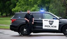 Polis Minnesota Assambleyası üzvünün qətlində şübhəli bilinən şəxsi həbs edib