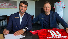 Mahir Emreli Almaniyanın “Kaiserslautern” klubu ilə müqavilə imzalayıb