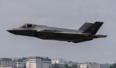 Britaniya nüvə silahı daşıya bilən F-35 qırıcıları alacaq