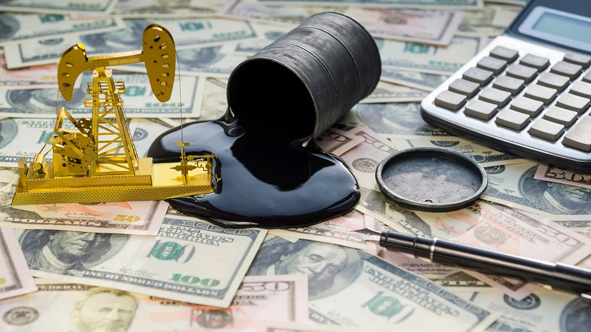 Brent markalı neftin qiyməti iyunun 6-dan bəri ilk dəfə bir barel üçün 66 dollardan aşağı düşüb