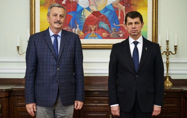 Xarici İşlər Nazirliyi Macarıstan səfirini "dost olmayan bəyanatlara" görə nazirliyə dəvət edib