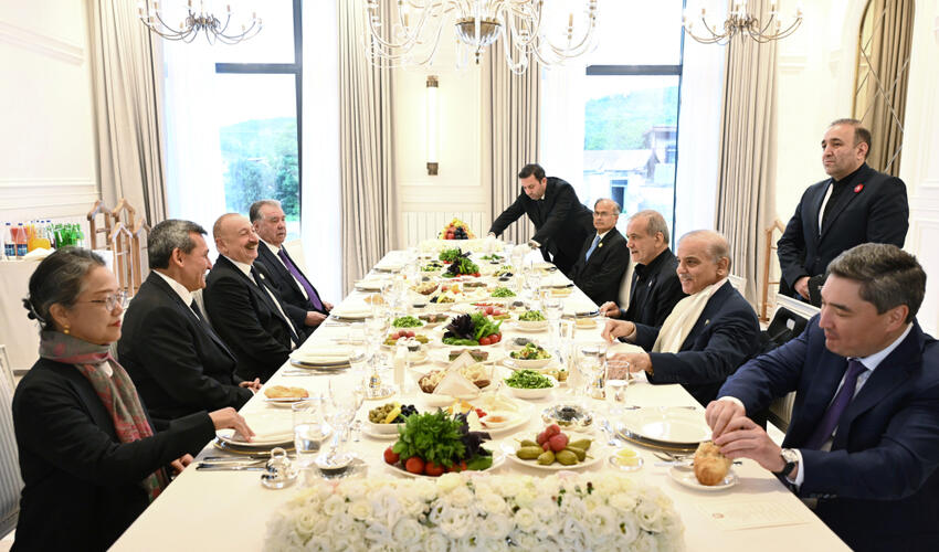 Şuşada Prezident İlham Əliyevin adından İqtisadi Əməkdaşlıq Təşkilatının 17-ci Zirvə görüşünün iştirakçılarının şərəfinə rəsmi nahar verilib