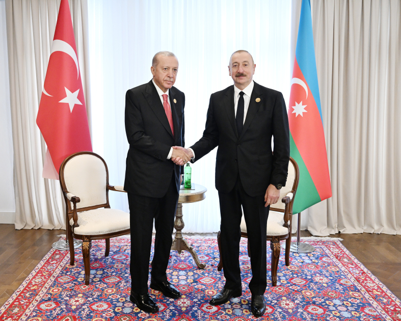 Azərbaycan Prezidenti İlham Əliyev Xankəndidə Türkiyə Prezidenti Rəcəb Tayyib Ərdoğanla görüşüb