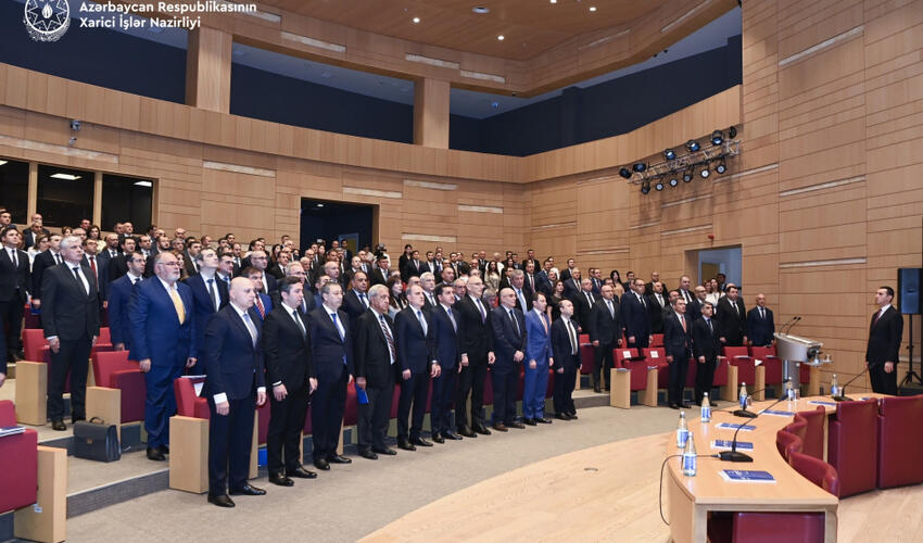 “Azərbaycanın xarici siyasəti suverenliyin bərpasından sonra: prioritetlər və çağırışlar” mövzusunda IX müşavirənin açılışı olub