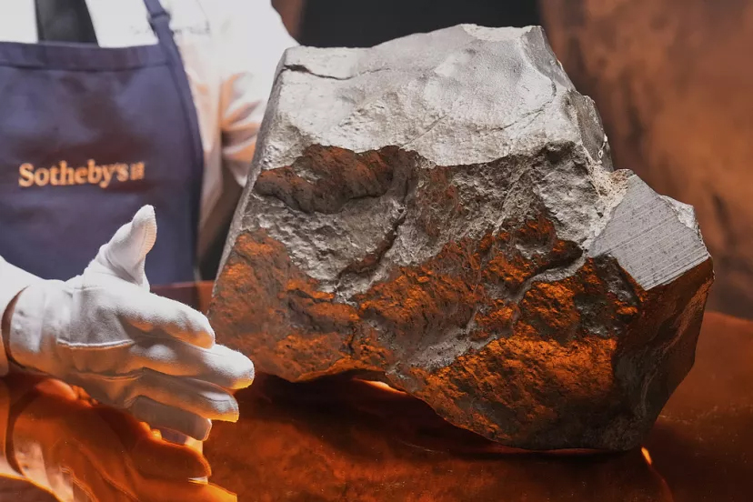 Dünyanın ən böyük Marsın parçası Nyu Yorkda hərraca çıxarılacaq