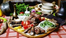 Rusiya  Azərbaycan yeməklərinə vergi tətbiq etməyə çağırır
