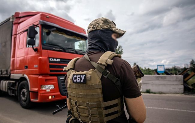 SBU məktəblilər də daxil olmaqla 7 FSB agentini ifşa etdi