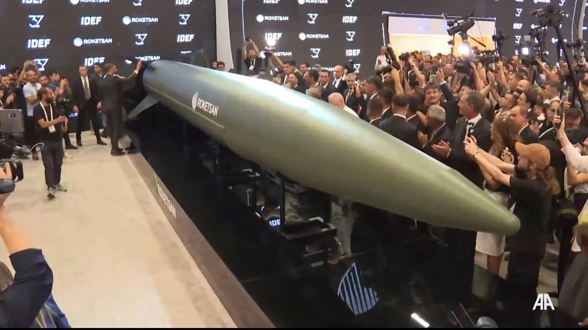 Türkiyə özünün ilk hipersəs raketi Tayfun Blok-4-ü təqdim edib